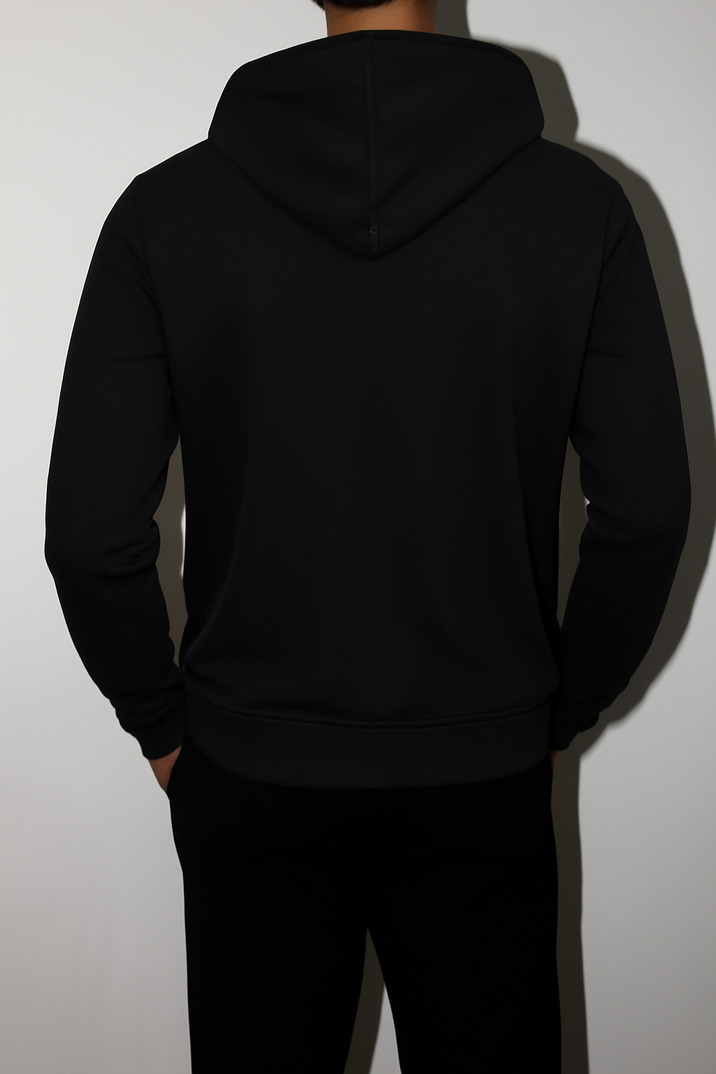 MEN LIGHTWEIGHT JACKED HOODED BLACK