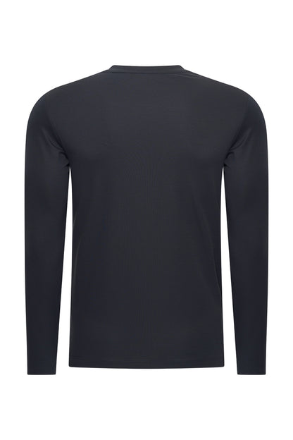 THE ESSENTIAL ATHLETIC LONG SLEEVE